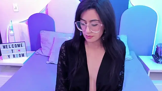 Snapshot of SophieGomez22 chatting on 7, 2, 2025 SophieGomez22 online show from 7, 2, 2025