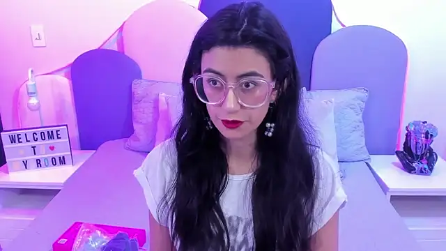 Snapshot of SophieGomez22 chatting on 9, 2, 2025 SophieGomez22 online show from 9, 2, 2025