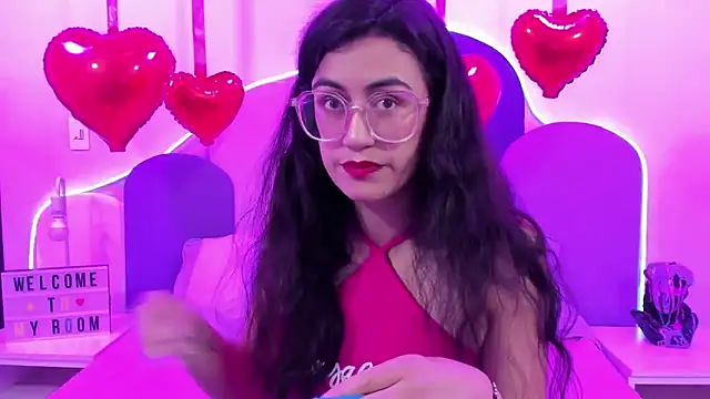 Snapshot of SophieGomez22 chatting on 12, 2, 2025 SophieGomez22 online show from 12, 2, 2025