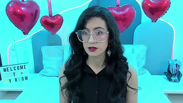 Snapshot of SophieGomez22 chatting on 14, 2, 2025 SophieGomez22 online show from 14, 2, 2025