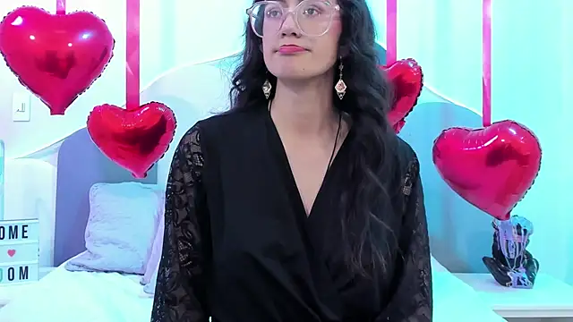 Snapshot of SophieGomez22 chatting on 14, 2, 2025 SophieGomez22 online show from 14, 2, 2025