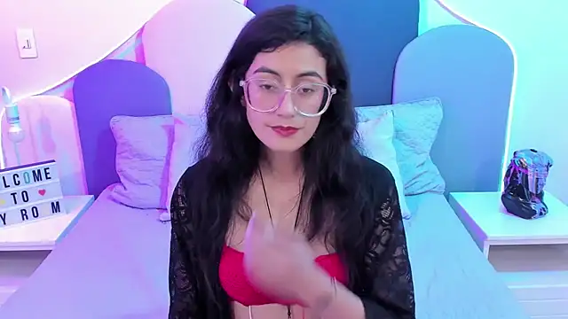 Snapshot of SophieGomez22 chatting on 16, 2, 2025 SophieGomez22 online show from 16, 2, 2025