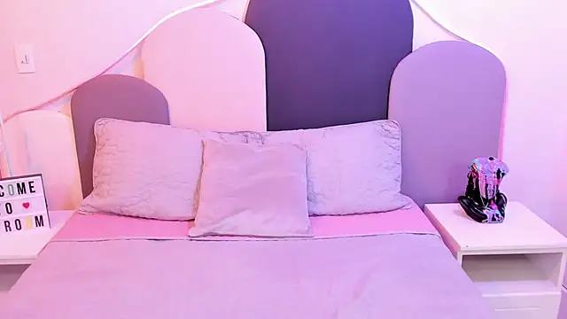 Snapshot of SophieGomez22 chatting on 20, 2, 2025 SophieGomez22 online show from 20, 2, 2025