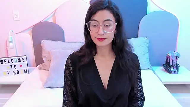 Snapshot of SophieGomez22 chatting on 3, 3, 2025 SophieGomez22 online show from 3, 3, 2025