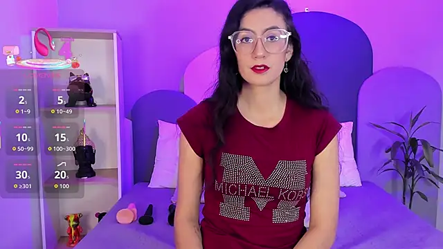 Snapshot of SophieGomez22 chatting on 18, 9, 2025 SophieGomez22 online show from 18, 9, 2025