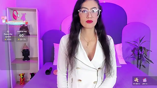 Snapshot of SophieGomez22 chatting on 21, 9, 2025 SophieGomez22 online show from 21, 9, 2025