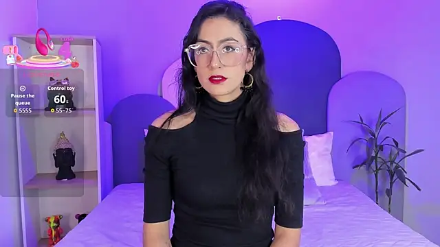 Snapshot of SophieGomez22 chatting on 28, 9, 2025 SophieGomez22 online show from 28, 9, 2025