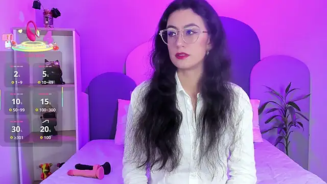 Snapshot of SophieGomez22 chatting on 9, 10, 2025 SophieGomez22 online show from 9, 10, 2025