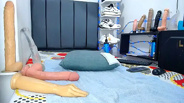 Snapshot of LaGersoon chatting on 14, 11, 2025 LaGersoon online show from 14, 11, 2025