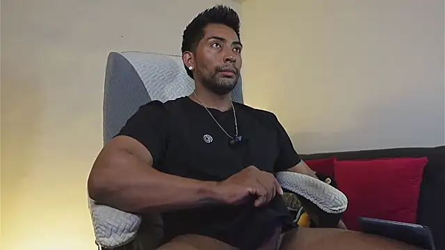 Snapshot of Couple_muscle1 chatting on 21, 7, 2026 Couple muscle1 online show from 21, 7, 2026