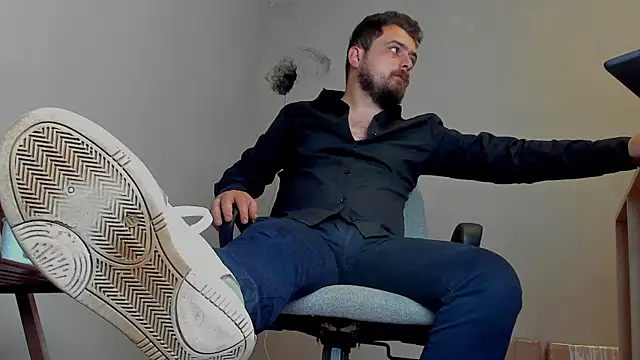 Snapshot of Master_Mark_Wayne chatting on 21, 11, 2025 Master Mark Wayne online show from 21, 11, 2025