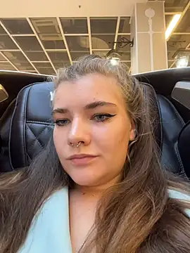 Snapshot of Holy_Tereza chatting on 3, 7, 2026 Holy Tereza online show from 3, 7, 2026