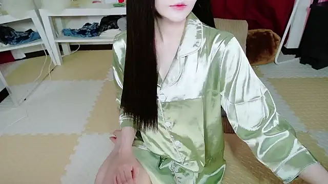 Snapshot of _mi_tsu_ki_ chatting on 3, 5, 2026 mi tsu ki online show from 3, 5, 2026