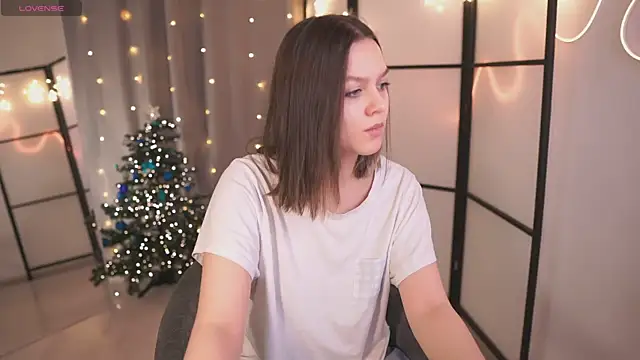 Addelin Moon online show from 18, 12, 2024