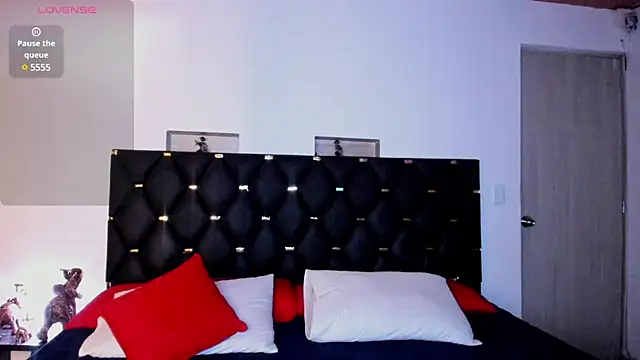 charlottemeyerr online show from 14, 12, 2024