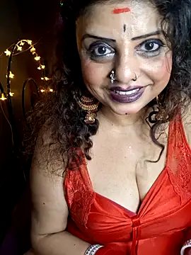 Snapshot of Maaya66 chatting on 5, 3, 2025 Maaya66 online show from 5, 3, 2025