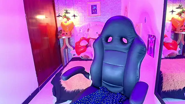 REDHOTTER  online show from 7, 3, 2025