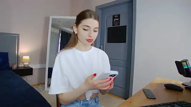 NicoleRosss online show from 15, 1, 2026