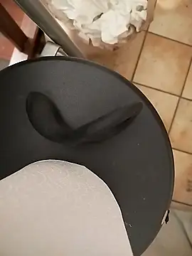 Snapshot of percingintime chatting on 11, 9, 2025 percingintime online show from 11, 9, 2025