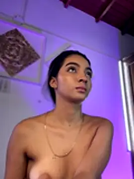 Snapshot of AdelineEvanss chatting on 5, 12, 2024 AdelineEvanss online show from 5, 12, 2024