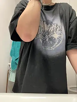 AllysonK online show from 27, 3, 2026