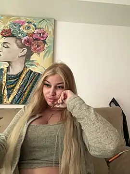 Snapshot of AllysonK chatting on 30, 4, 2026 AllysonK online show from 30, 4, 2026