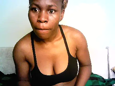 Snapshot of lisaa544 chatting on 14, 2, 2025 lisaa544 online show from 14, 2, 2025