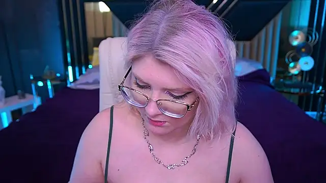 CoolTatis online show from 1, 12, 2025