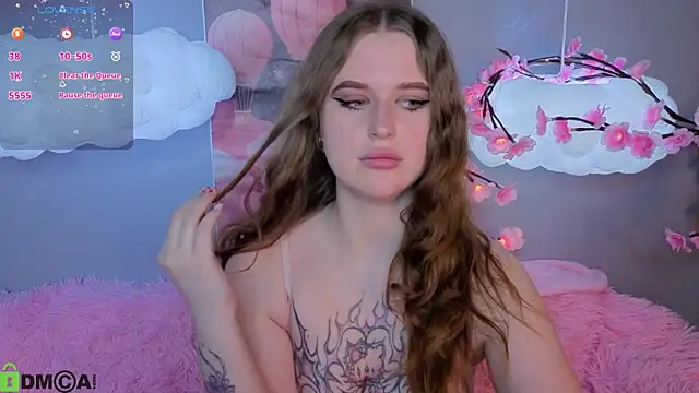 Snapshot of Betany_Foks chatting on 13, 3, 2026 Betany Foks online show from 13, 3, 2026