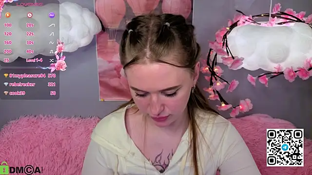 Snapshot of Betany_Foks chatting on 27, 3, 2026 Betany Foks online show from 27, 3, 2026