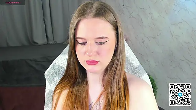 Snapshot of Betany_Foks chatting on 23, 4, 2026 Betany Foks online show from 23, 4, 2026