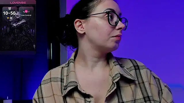 Snapshot of RitaSonnet chatting on 4, 4, 2026 RitaSonnet online show from 4, 4, 2026