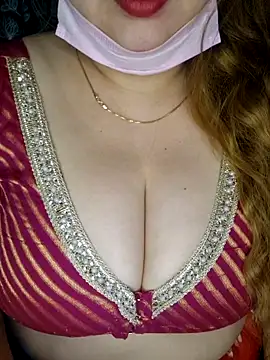 Snapshot of Rupaleesexy chatting on 2, 4, 2026 Rupaleesexy online show from 2, 4, 2026