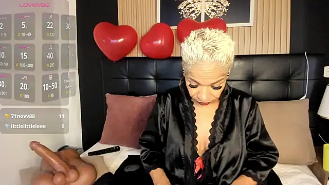 summer night  online show from 19, 2, 2025