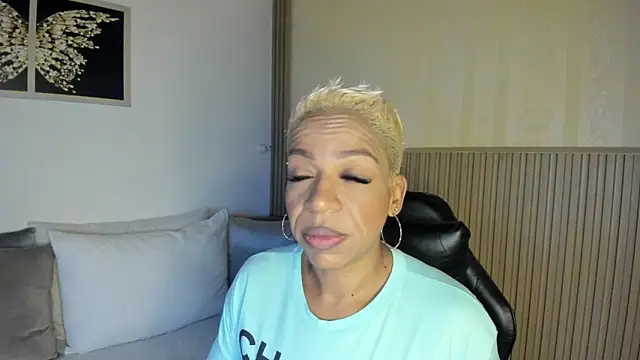 summer night  online show from 14, 12, 2025