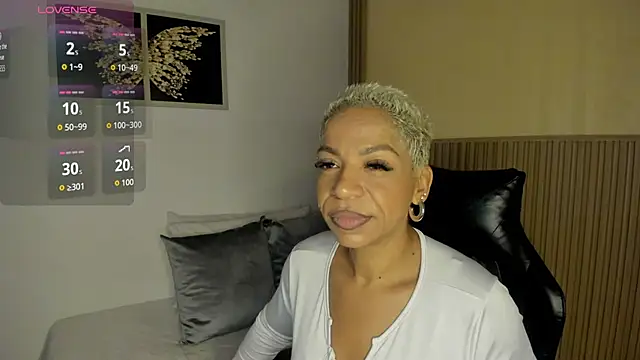 summer night  online show from 17, 2, 2026