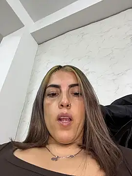 Snapshot of IsisLoveyes_ chatting on 5, 1, 2026 IsisLoveyes online show from 5, 1, 2026