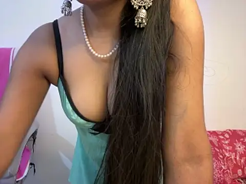 Snapshot of roshni-5 chatting on 1, 3, 2026 roshni-5 online show from 1, 3, 2026