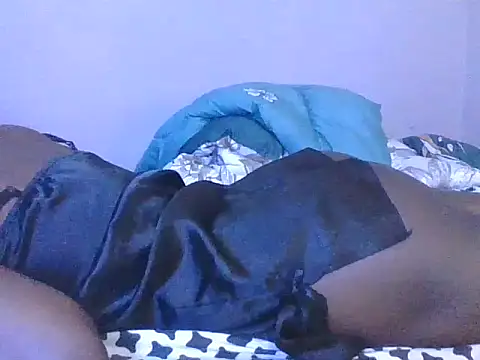 Snapshot of hairy_pussy4 chatting on 2, 10, 2025 hairy pussy4 online show from 2, 10, 2025