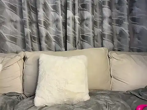 Snapshot of Chocolate_queen2 chatting on 21, 10, 2025 Chocolate queen2 online show from 21, 10, 2025