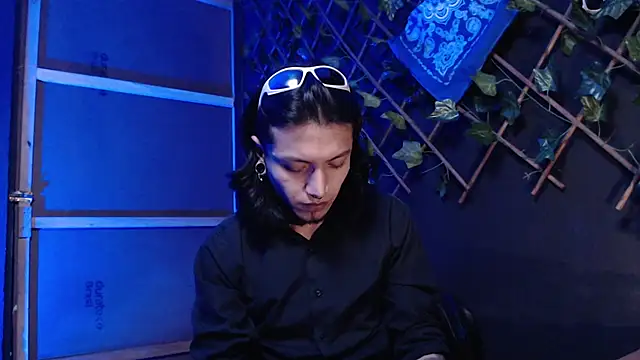 Dicaprioo  online show from 27, 11, 2025