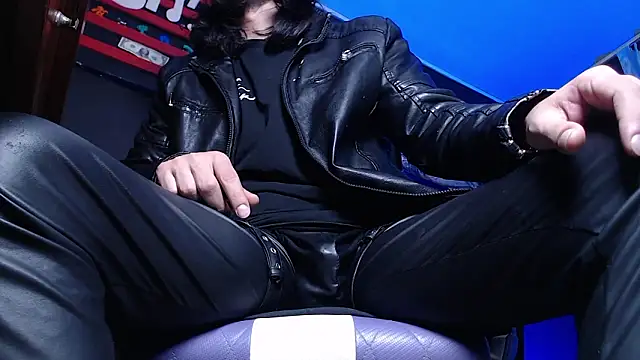 Dicaprioo  online show from 4, 2, 2026