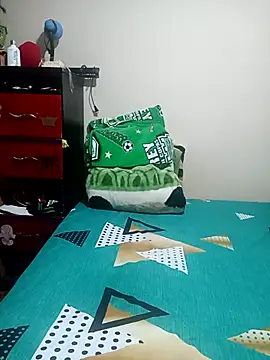 Snapshot of LITLESTAR chatting on 5, 12, 2025 LITLESTAR online show from 5, 12, 2025