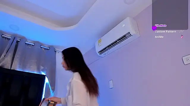 Elsalombardi  online show from 17, 12, 2025