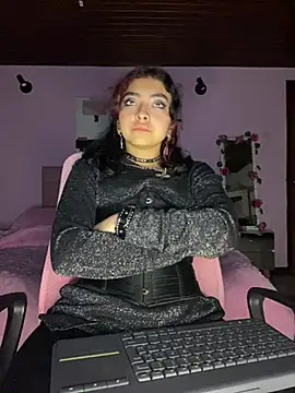 Snapshot of _Gothiccbitch_ chatting on 9, 1, 2025  Gothiccbitch  online show from 9, 1, 2025