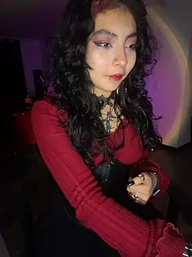 Snapshot of _Gothiccbitch_ chatting on 4, 10, 2025  Gothiccbitch  online show from 4, 10, 2025