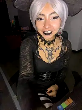 Snapshot of _Gothiccbitch_ chatting on 9, 10, 2025  Gothiccbitch  online show from 9, 10, 2025