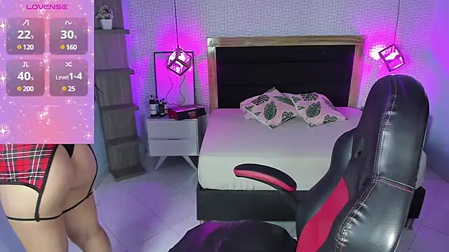 Snapshot of delilaquinn chatting on 13, 2, 2025 delilaquinn online show from 13, 2, 2025