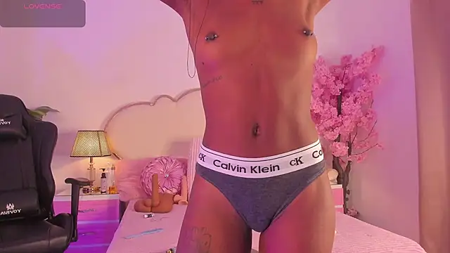 Snapshot of CahitlinBell chatting on 27, 5, 2026 CahitlinBell online show from 27, 5, 2026