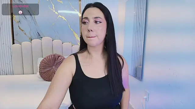 Snapshot of dahianthompson chatting on 21, 1, 2025 dahianthompson online show from 21, 1, 2025